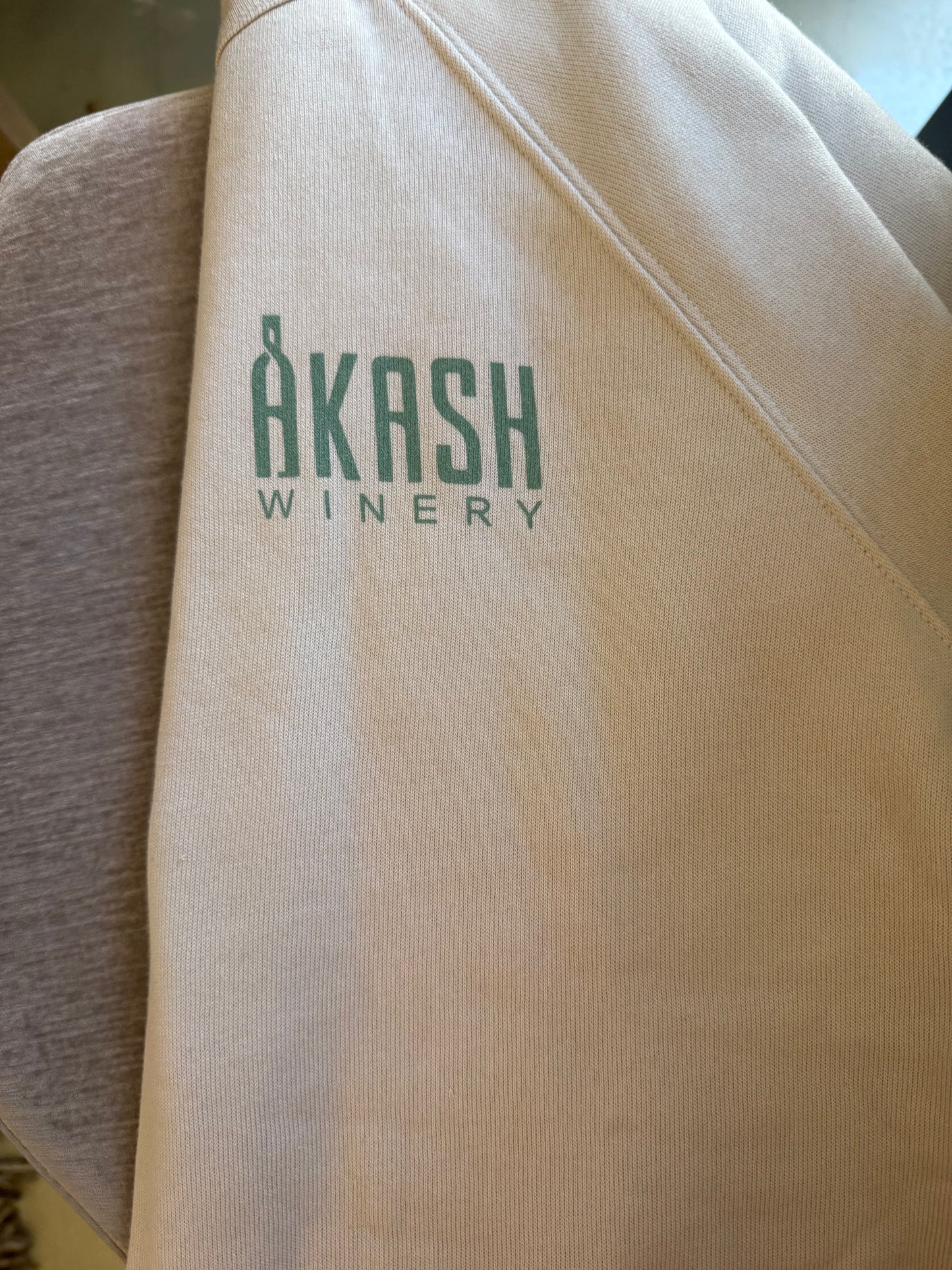 Akash Winery Cream Seal Crewneck (teal and white)